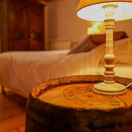 Le Moulin Du Bateau - Maison D'Hotes Leotoing Eksteriør billede